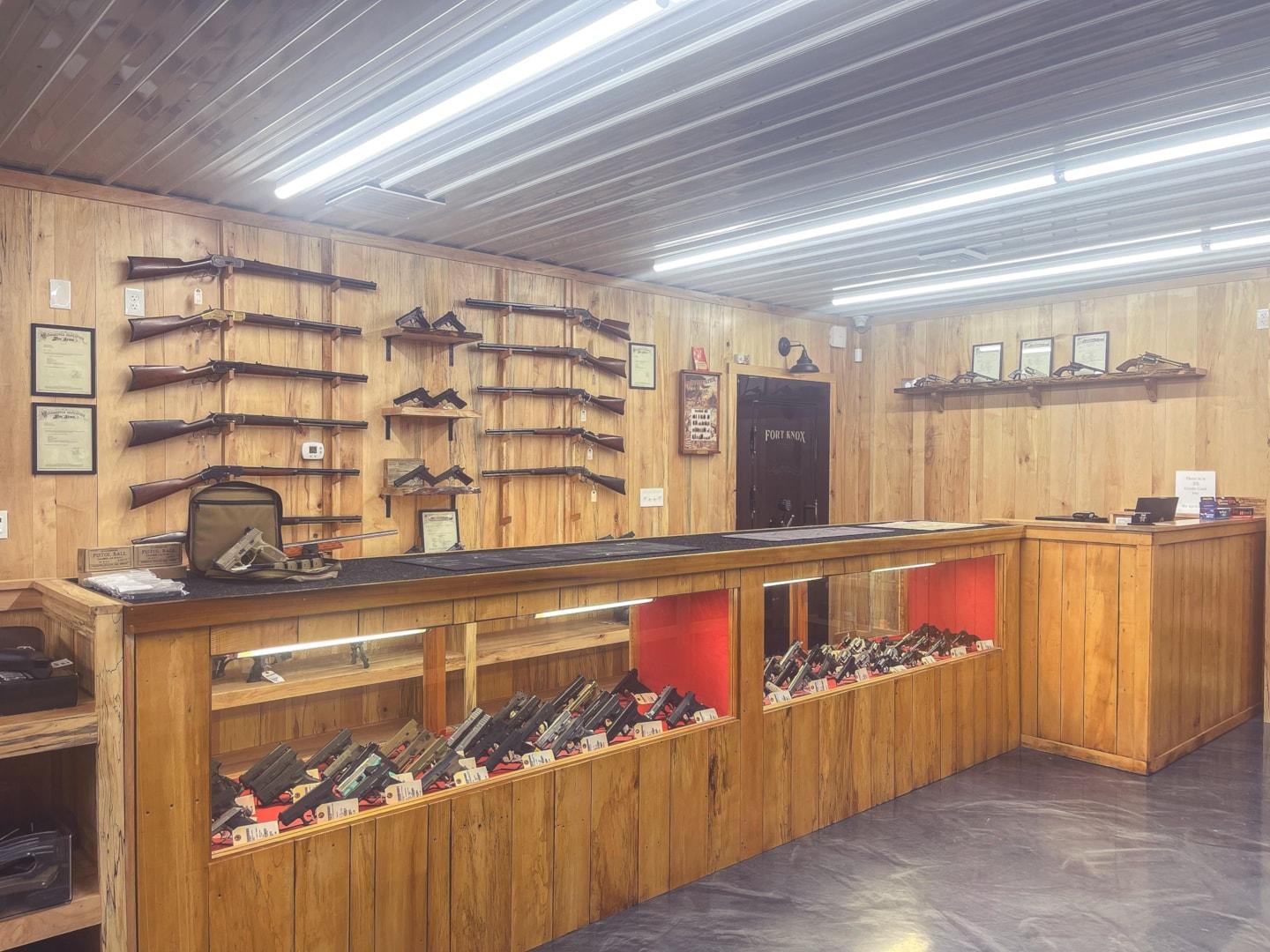 Guns gun store 2nd amendment supply knightstown greenfield